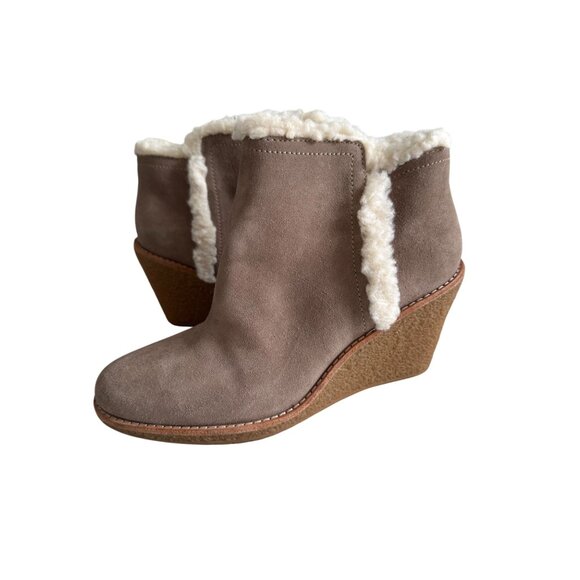 COLE HAAN Tan Beige Suede Wedge Ankle Booties Boots Size 6.5 - Picture 4 of 11